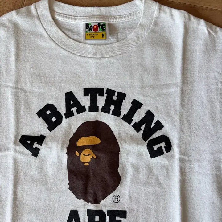 [BUNJANG] BAPE College T-Shirt White M / 베이프 컬리지 티셔츠 반팔 M