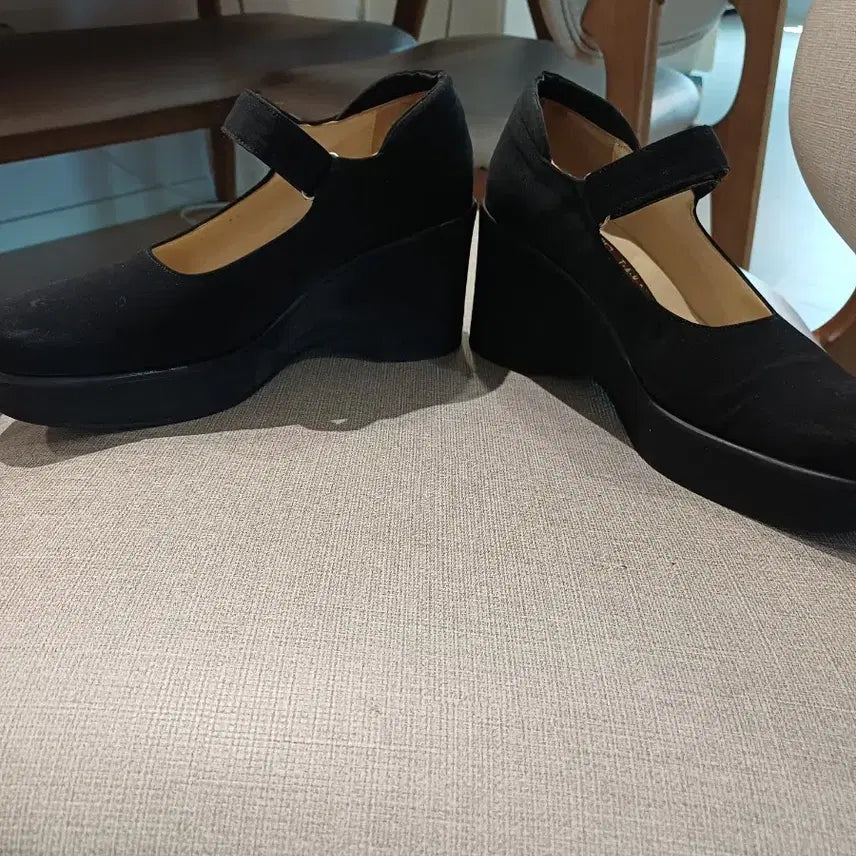 [BUNJANG] Tandy Mary Jane Wedge Heel Shoes / 탠디 메리제인 웨지힐 구두