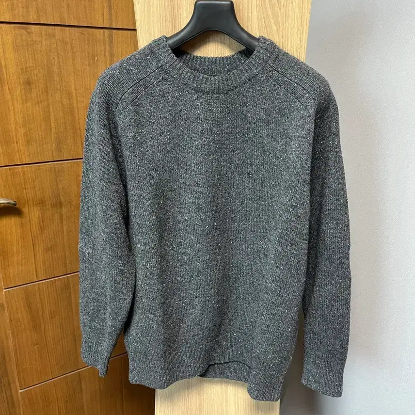 [BUNJANG] Kkims Crewneck Sweater Charcoal / [S] 카키스 크루넥 스웨터 차콜