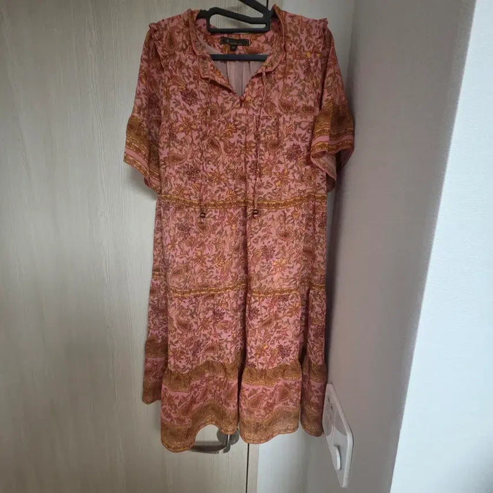 [BUNJANG] Thursday Island Pink Flower Dress Size S / 써스데이아일랜드 플라워 원피스 S