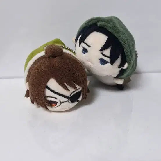 [BUNJANG] Attack on Titan Levi &amp; Hange Mochi-masu Plush Bundle Set / 일괄)진격의거인 리바이 한지 모찌마스 누이 립한 리바한지