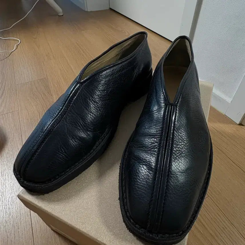 [BUNJANG] Lemaire Piped Slippers Black / 르메르 로퍼 Lemaire Piped Slippers Black