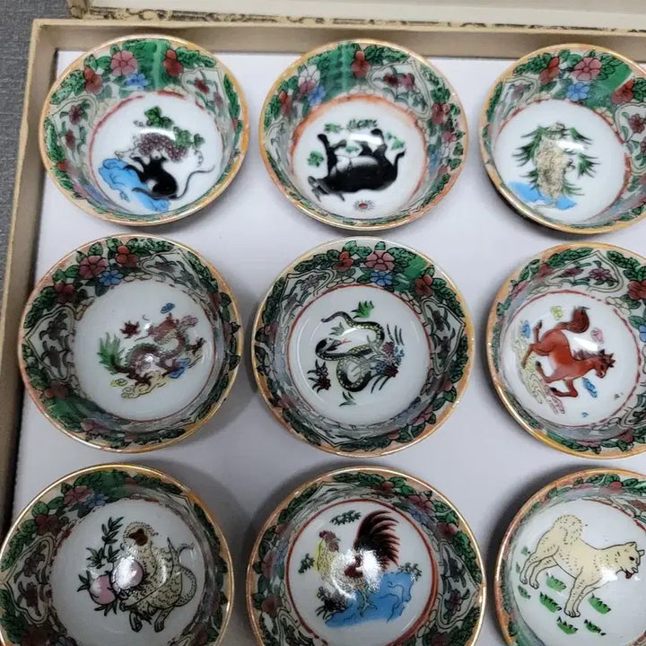 [BUNJANG] Twelve Zodiac Animals Baktae Sojan Porcelain Set / 12간지 박태 소잔 도자기
