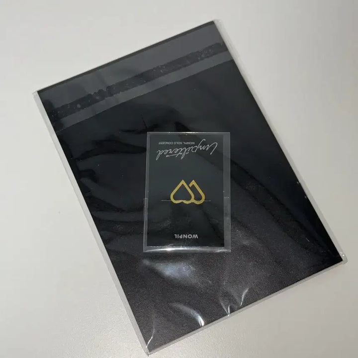 [BUNJANG] Wonpil (DAY6) Unfiltered Fan Event Exclusive Essay Book Bookmark (Sealed) / 원필 솔콘 언필터드 팬이벤트 기프트 에세이북 북마크 양도 미개봉