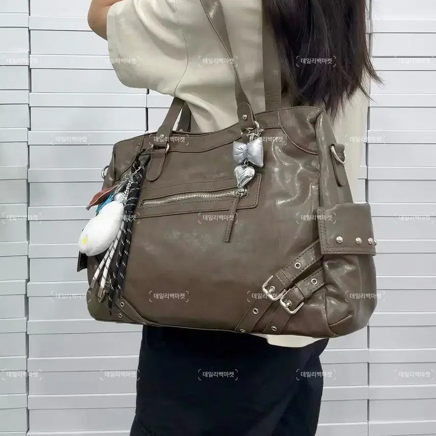 [BUNJANG] Deinet Stud Pocket Big Bag Khaki / 다이닛 deinet 스터드 포켓 빅백 카키