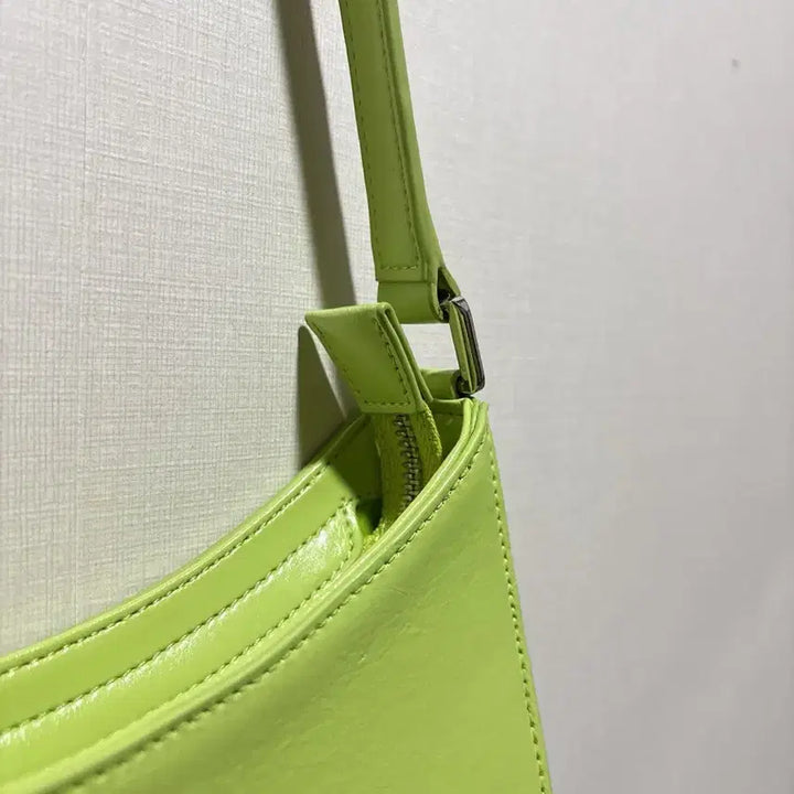 [BUNJANG] FOLNUA Lime Leather Shoulder Bag / 폴뉴아 숄더백