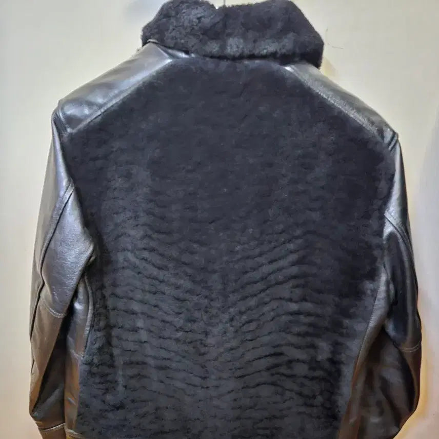 [BUNJANG] Diaf bain Grizzly Horsehide Shearling Leather Jacket / 100 L) 디아프바인 그리즐리 말가죽 홀스하이드 무스탕 양털 가죽 자켓