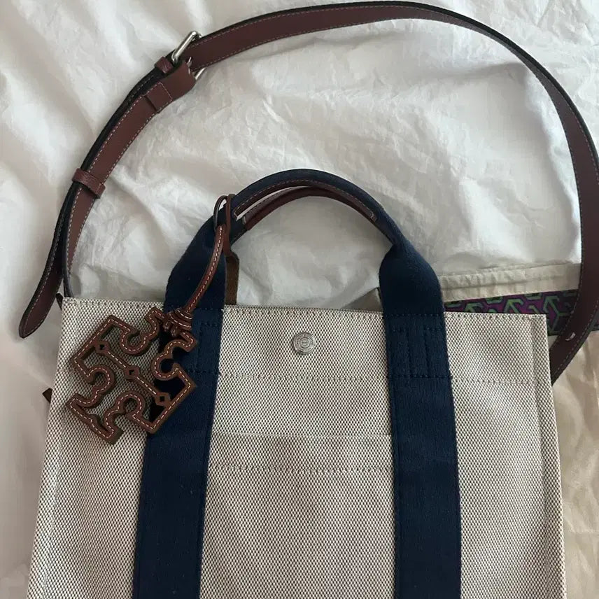 [BUNJANG] Tory Burch Canvas Tote &amp; Crossbody Bag / 토리버치 캔버스 토트 &amp; 크로스백