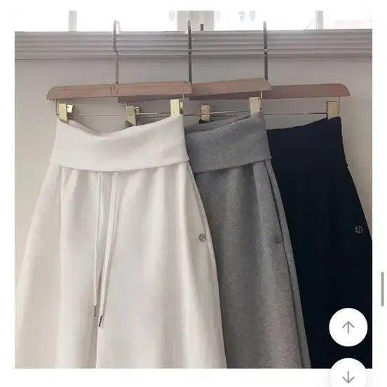 [BUNJANG] Avely Holy Made True Wide Pants / 에이블리 홀리 made 트루 와이드팬츠