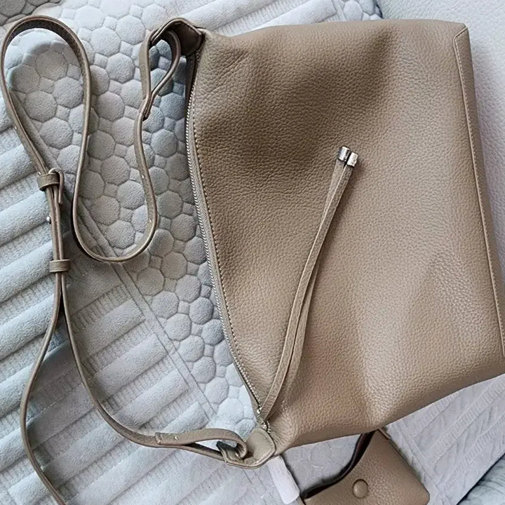 [BUNJANG] BoBoSang Large Capacity Hobo Shoulder Cross Bag / 새상품) 보부상 숄더백 크로스백 여행가방 대용량 호보백