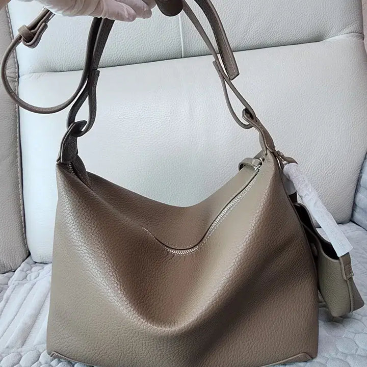 [BUNJANG] BoBoSang Large Capacity Hobo Shoulder Cross Bag / 새상품) 보부상 숄더백 크로스백 여행가방 대용량 호보백