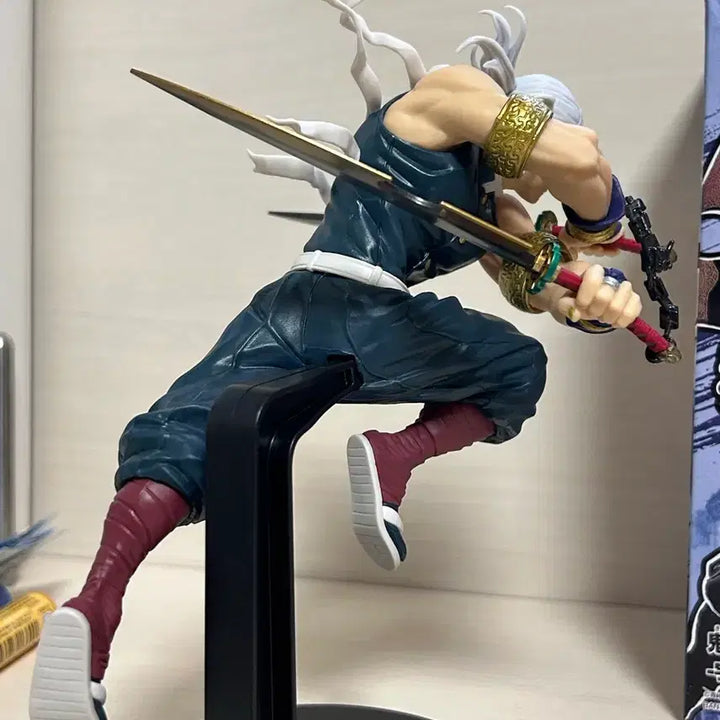[BUNJANG] Demon Slayer Tengen Uzui Vibration Stars Figure / 귀멸의칼날 우즈이 텐겐 피규어 바이브레이션 스타즈