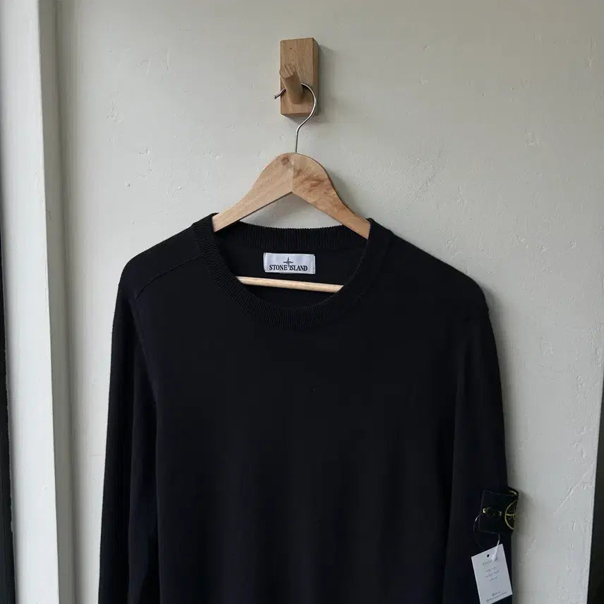 [BUNJANG] Stone Island Black Badge Knitwear / 16837 - 스톤아일랜드 블랙 와펜 니트