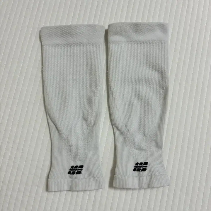 [BUNJANG] CEP, 2XU, SocksUp, On Running, Hivel Running Socks Bundle / CEP 온러닝 2XU 삭스업 하이블 코어런 카프슬리브 엘리트 러닝삭스