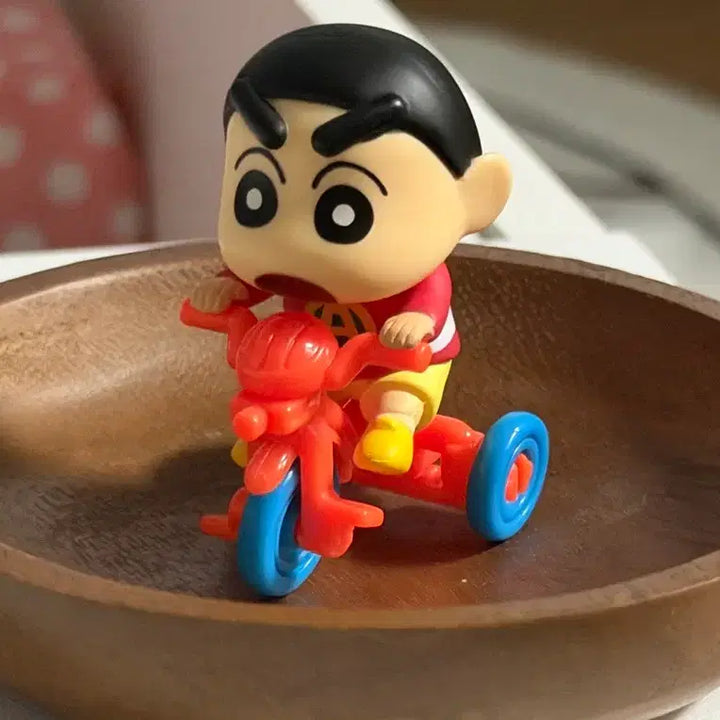 [BUNJANG] Bandai Crayon Shin-chan Tricycle Gacha / [반다이] 짱구 세발자전거 가챠