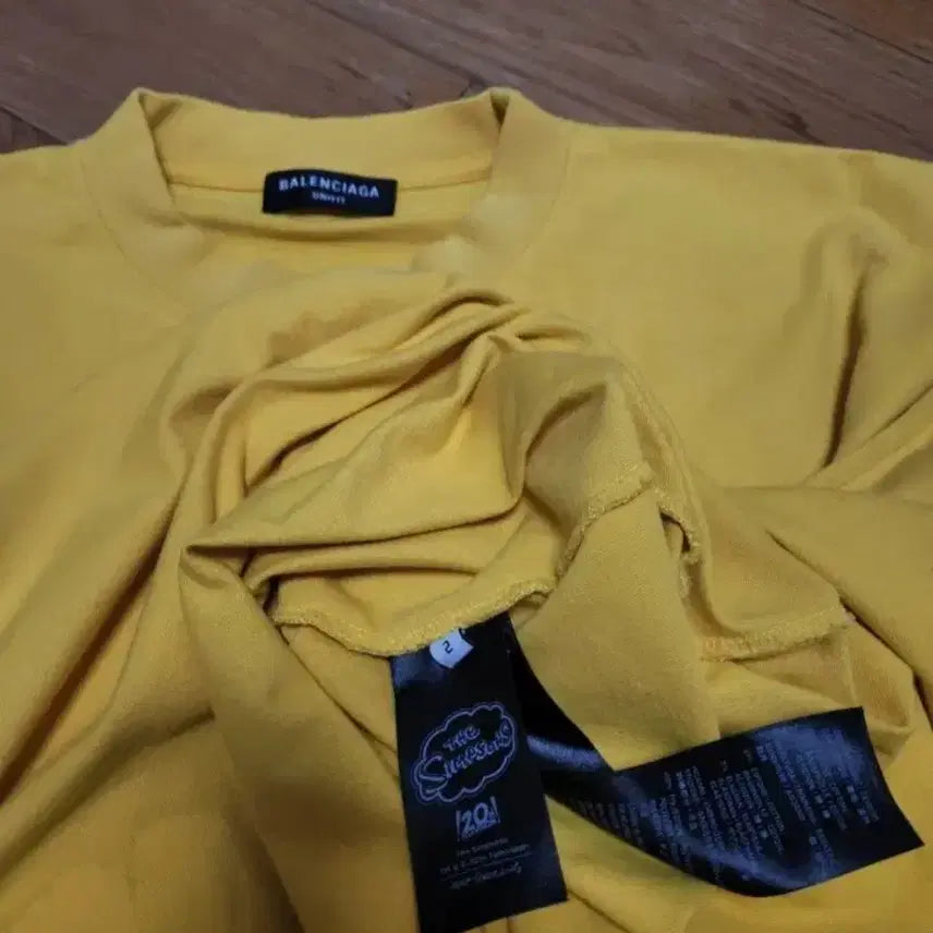 [BUNJANG] Balenciaga Simpsons Graphic Print T-Shirt Yellow / 발렌시아가 심슨 반팔 티셔츠 옐로우
