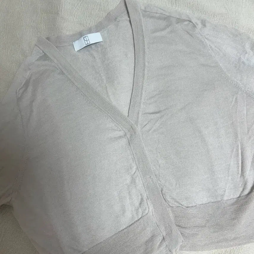 [BUNJANG] Sie Summer Mini Cardigan Milky Beige / sie 시에 썸미니 가디건 밀키베이지