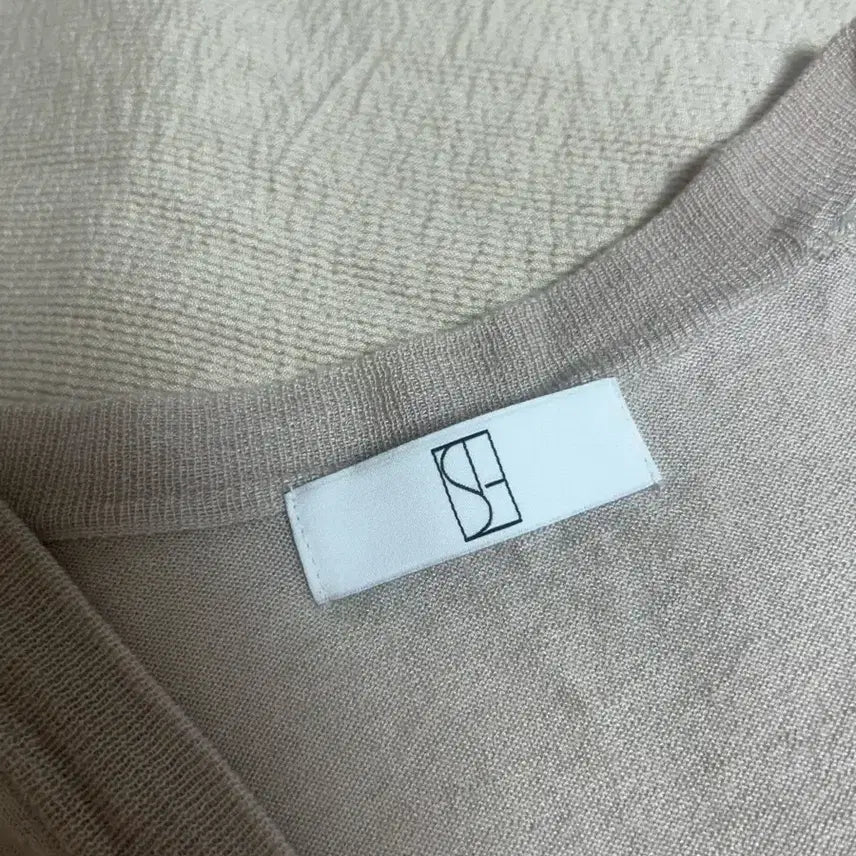[BUNJANG] Sie Summer Mini Cardigan Milky Beige / sie 시에 썸미니 가디건 밀키베이지