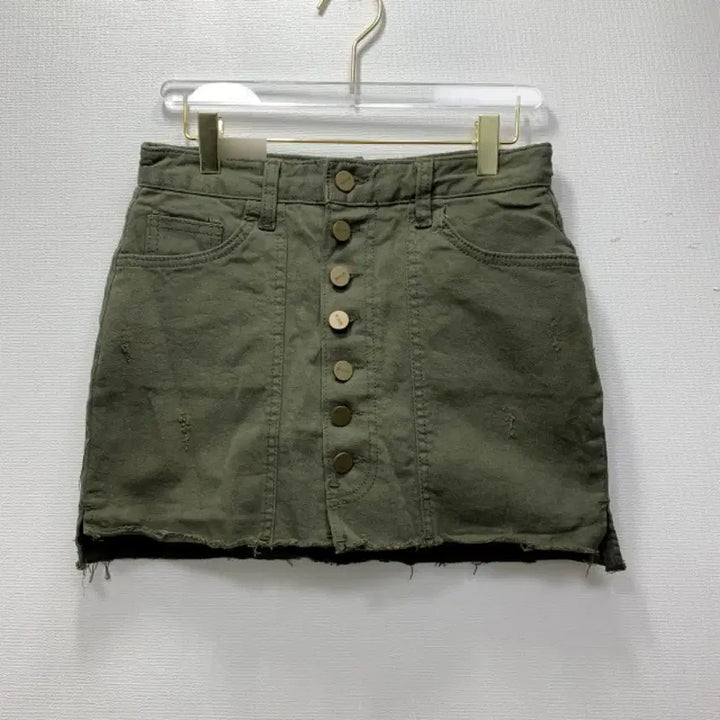 [BUNJANG] Cotton Candy Store Khaki Button Mini Skirt / 코튼캔디스토어 카키 버튼 미니스커트 새상품