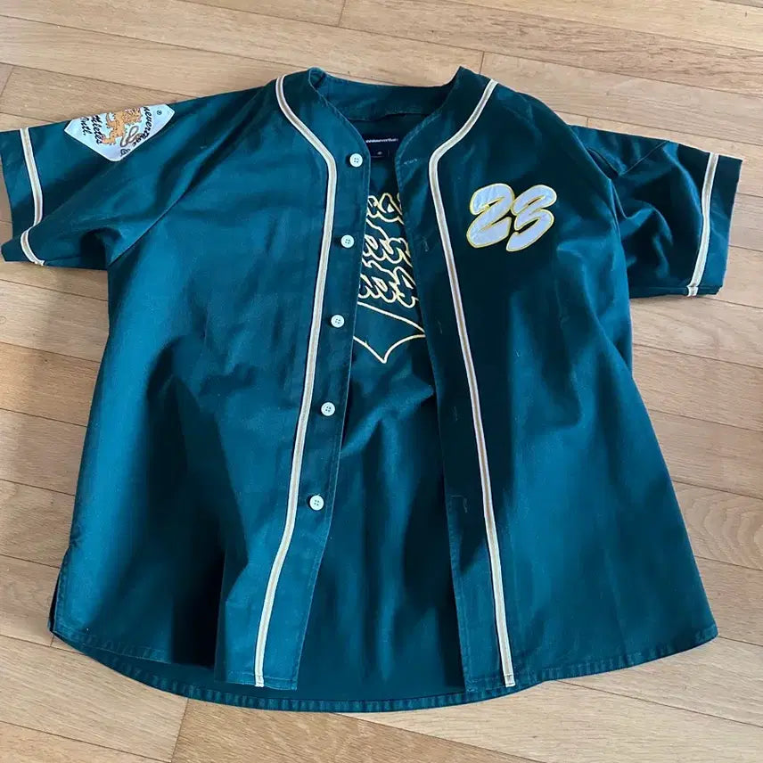 [BUNJANG] Dinedat Baseball Shirt / 디네댓 베이스볼 셔츠