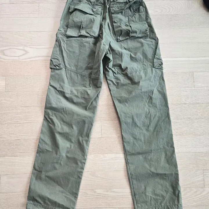 [BUNJANG] Extra Ordinary Utility Khaki Cargo Pants / 엑스트라 오다너리 유틸리티 카키색 카고 팬츠
