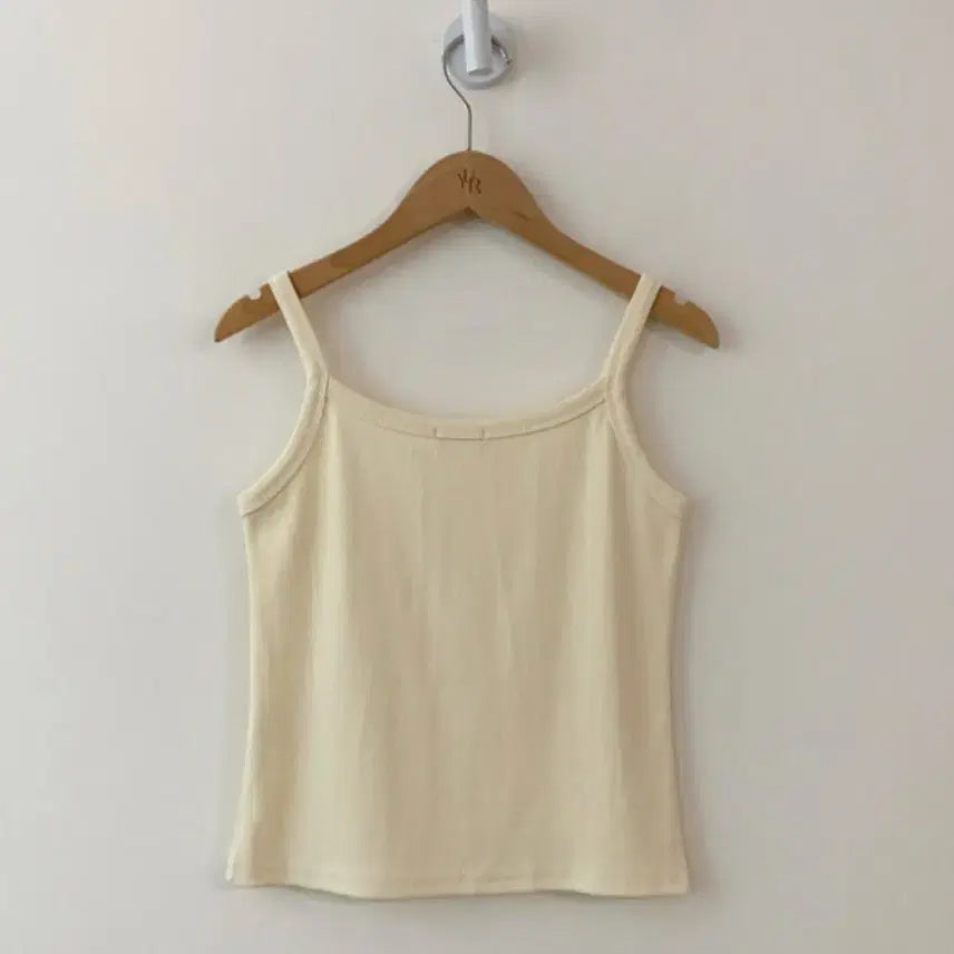 [BUNJANG] Yuri Soufflé Ribbed Sleeveless Top - Butter Color / [미개봉새상품]유리에 수플레 골지 나시