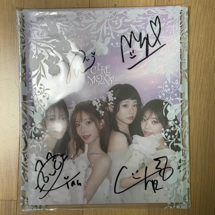 [SOLD OUT] qwer 싸인앨범