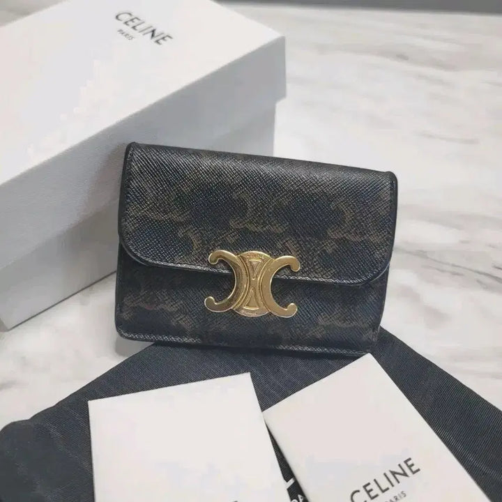 [BUNJANG] Celine Triomphe Card Holder / [정품]셀린느 트리옹프 카드지갑
