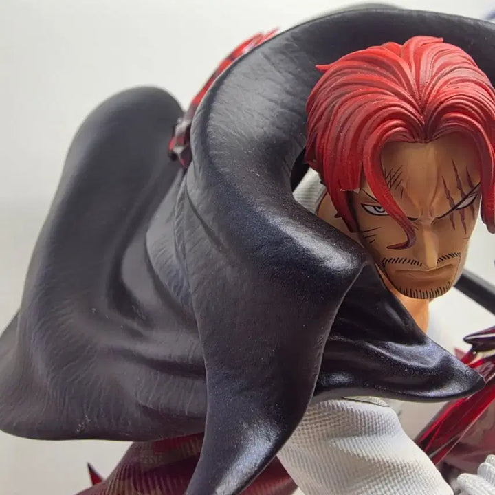 [BUNJANG] One Piece Shanks Resin Figure (Damaged) / (파손)원피스 lx샹크스 레진 피규어