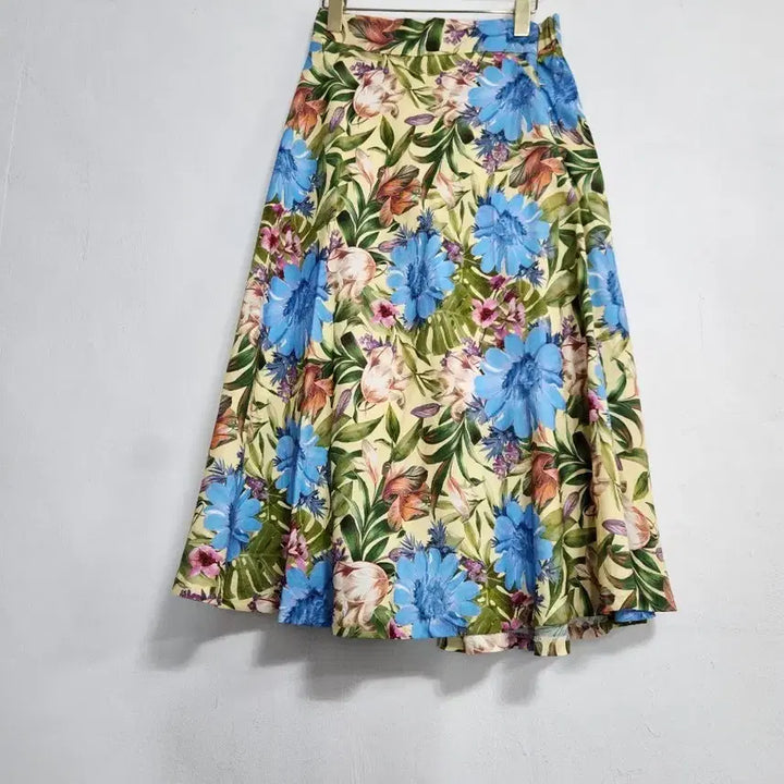 [BUNJANG] Agidor 2023 Linen Rayon Floral Long Skirt / 에이지도르2023린넨레이온 플라워 롱스커트55반~66