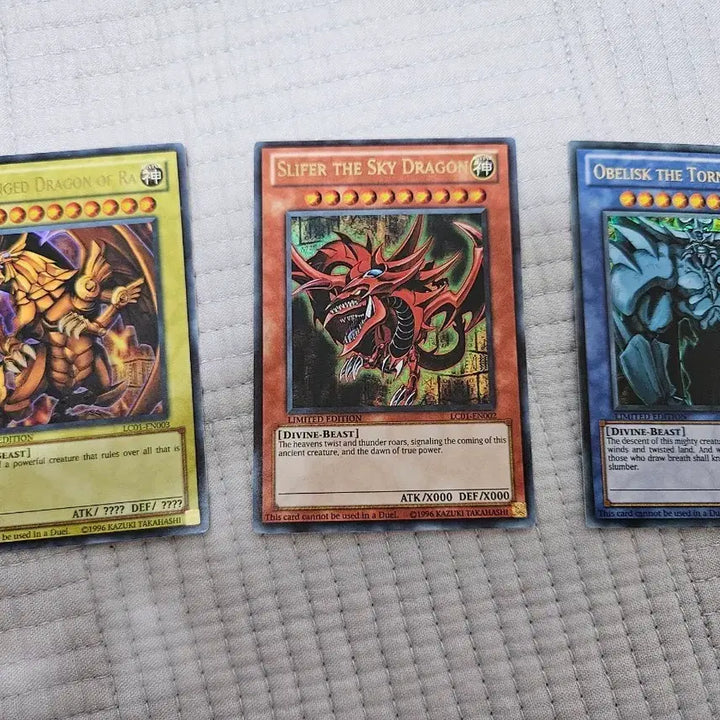 [BUNJANG] Yu-Gi-Oh! Slifer the Sky Dragon, Obelisk the Tormentor, and The Winged Dragon of Ra Card Set (B-Grade) / 유희왕 삼환신 신의카드 세트 b급