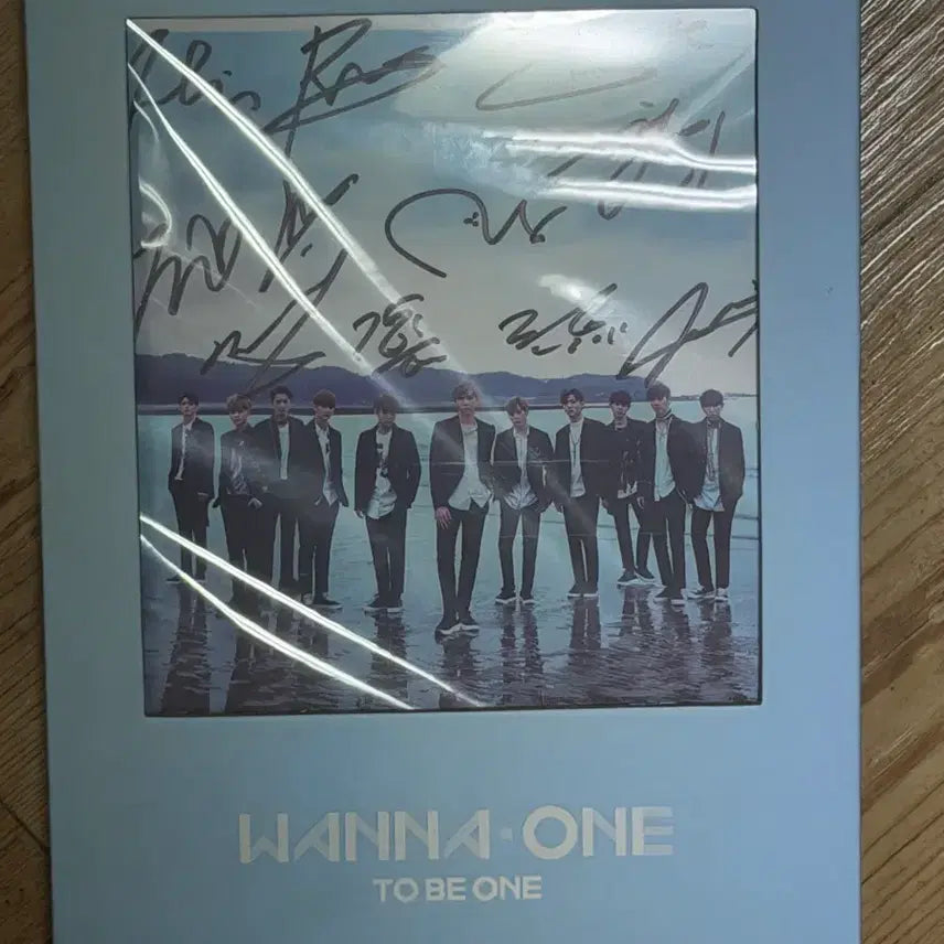 [BUNJANG] Wanna One To Be One Signed Album / 워너원 to be one 사인 앨범
