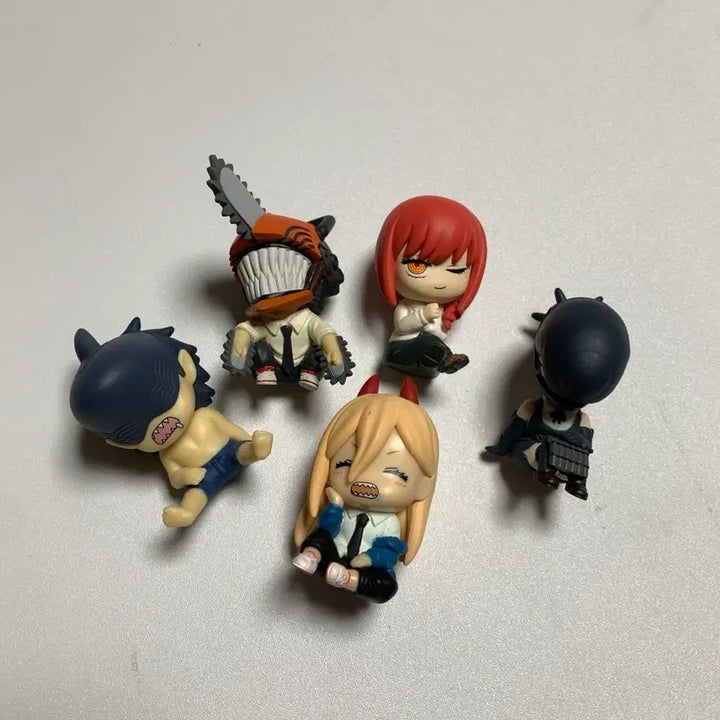 [BUNJANG] Chainsaw Man Shoulder Sit Gacha Figures (Set of 5) / 체인소맨 가챠 어깨쿵 5종일괄