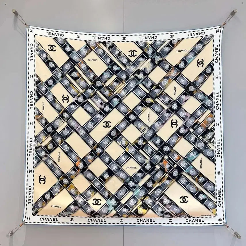 [BUNJANG] Chanel Silk Scarf Ivory Logo Pattern / 샤넬 스카프