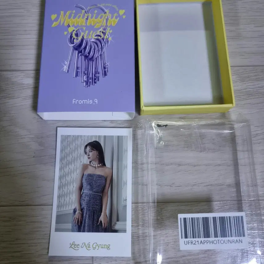 [BUNJANG] fromis_9 Nakyung DM Weverse Pre-order Exclusive Polaroid / (나경)프로미스나인 디엠 위버스 예구 특전 (폴라로이드) 판매