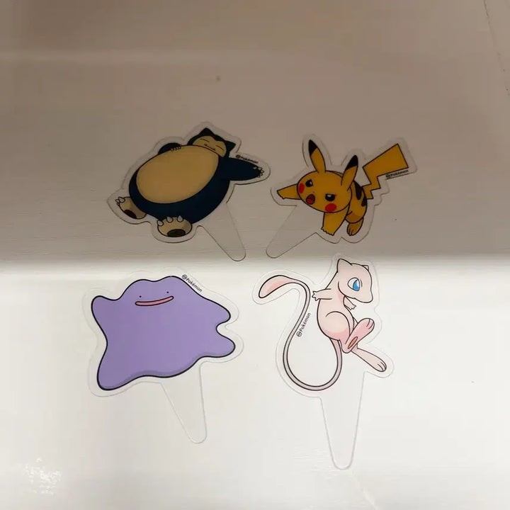 [BUNJANG] Baskin Robbins Pokemon Play Cup + Pikachu Spoon + Picks (Unsealed) / (개봉/키링없음) 배스킨 포켓몬 플레이컵+피카츄스푼+랜덤픽