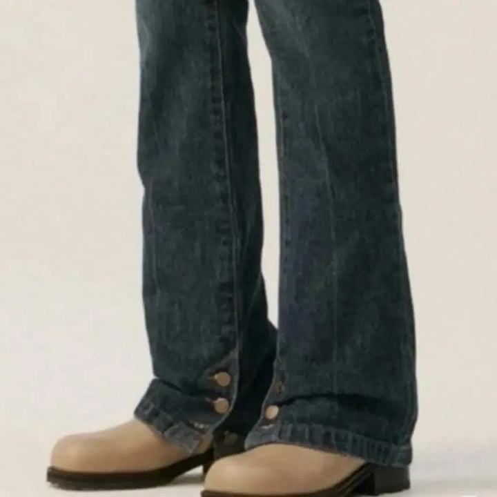 [BUNJANG] Openyy (TheOpenProduct) Button Detail Bootcut Denim Pants / 오픈와이와이/ 더오픈프로덕트) 부츠컷 청바지 데님 팬츠