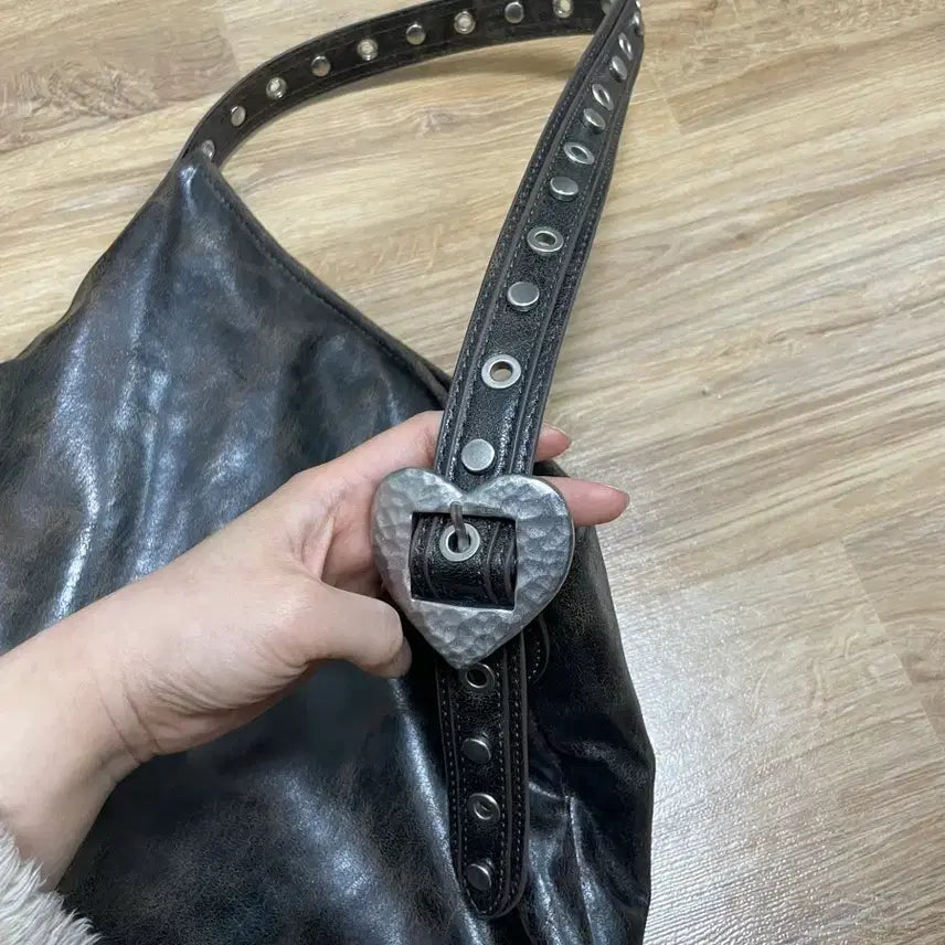 [BUNJANG] Zara Heart Buckle Shoulder Bag Brown / 자라 하트버클 숄더백
