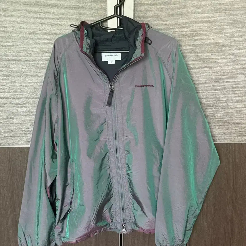 [BUNJANG] Thisisneverthat Windbreaker / 디스이즈네버댓 바람막이
