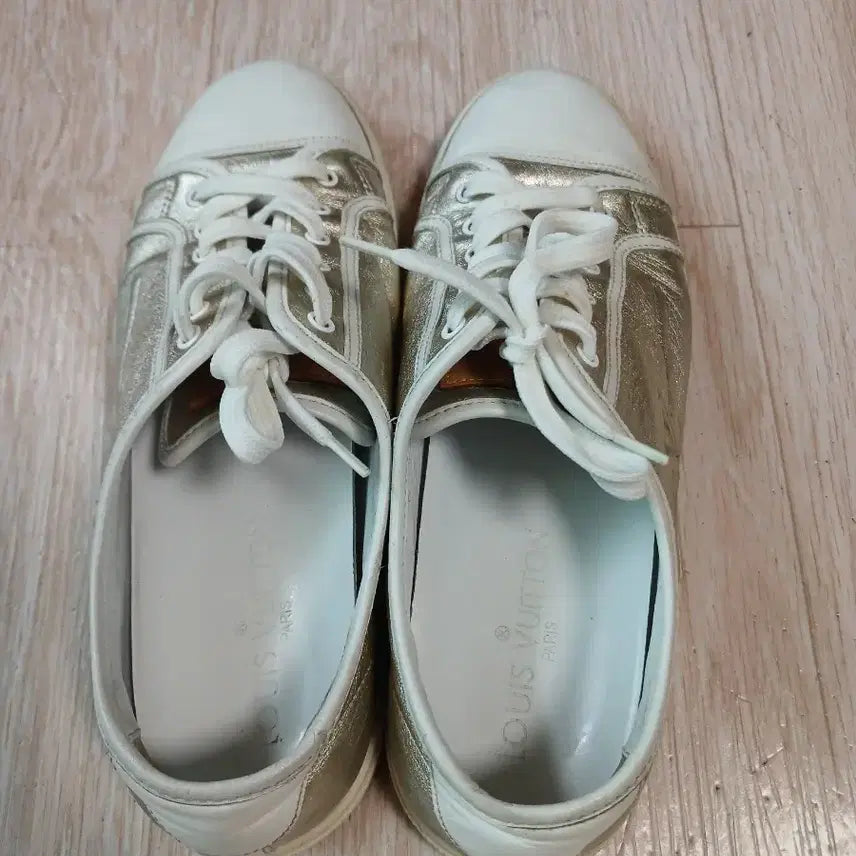 [BUNJANG] Louis Vuitton Sneakers - Size 36 (230) / 루이비통 스니커즈