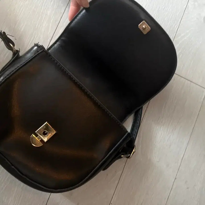 [BUNJANG] Black Mini Shoulder Bag Crossbody Bag / 블랙 미니 숄더백 크로스백
