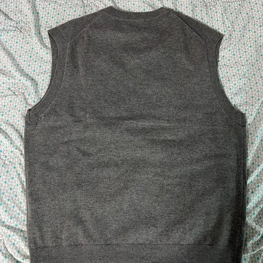 [BUNJANG] Massimo Dutti Wool Cashmere V-Neck Vest Khaki / 마시모두띠 울 캐시미어 브이넥 베스트 카키