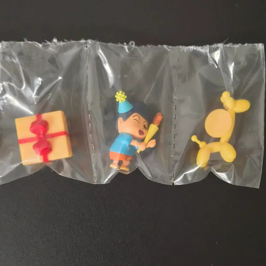 [BUNJANG] UY Awesome Moments Cheolsu Figure / [UY/미개봉] 3.8cm 짱구 피규어 어썸 모먼트 철수