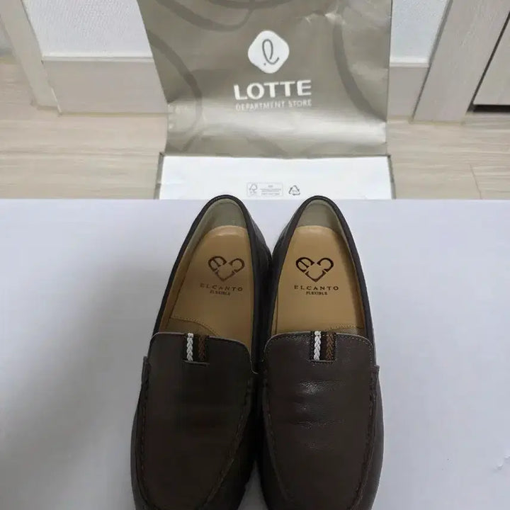 [BUNJANG] El Canto Flexible Flats Beige 225 / 여성 신발,단화/엘칸토 플렉시블/거의새것/ 225 베이지
