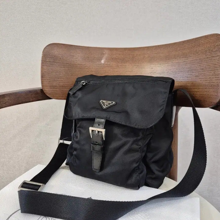 [BUNJANG] Prada One-Pocket Messenger Crossbody Bag / 프라다 메신저백, 원포켓 크로스백