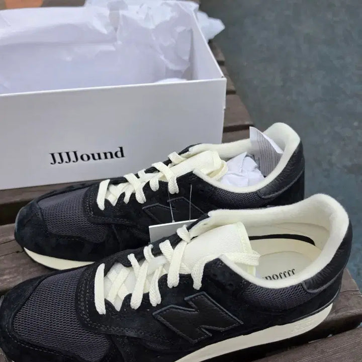 [BUNJANG] NOUNCE x New Balance 475 Black Sneakers / [275]자운드X뉴발란스 475 블랙