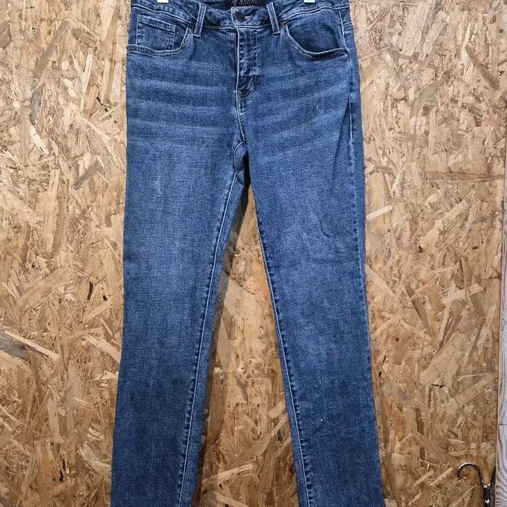 [BUNJANG] Guess Slim Straight Washed Denim Pants / GUESS 게스 슬림 스트레이트 워싱 데님 팬츠