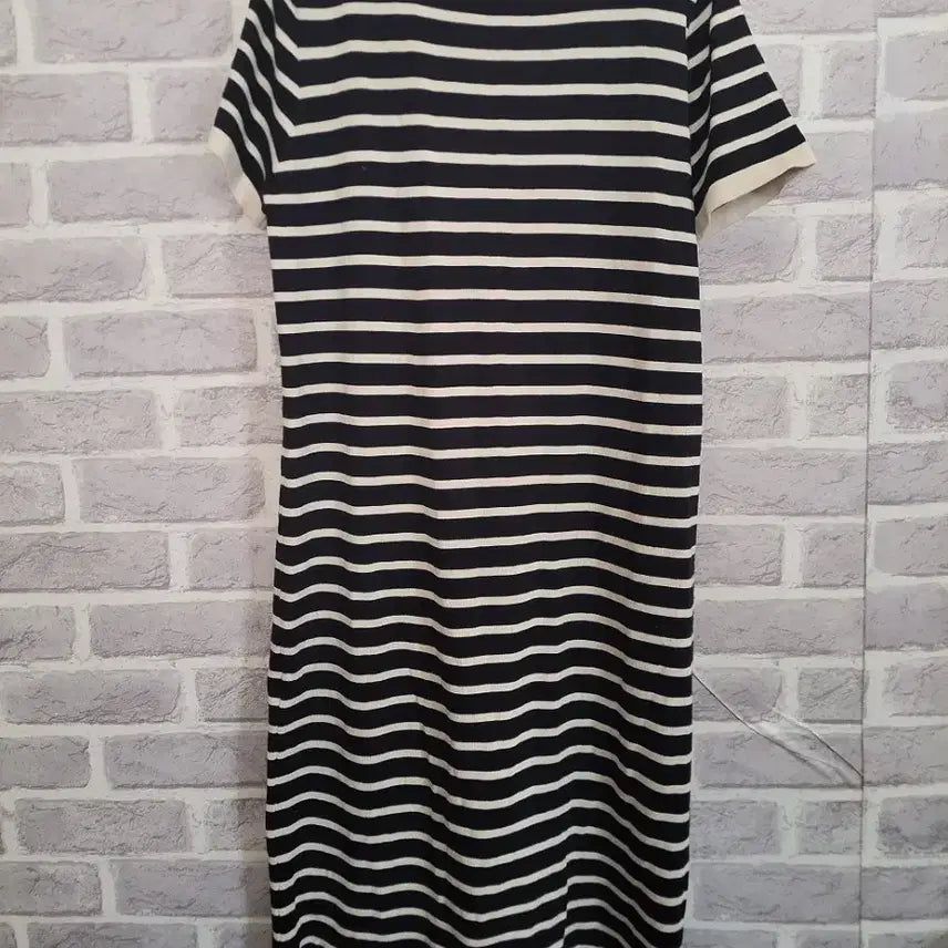 [BUNJANG] Knit Stripe Long Dress / 카라넥 스트라이프 반팔 니트롱 원피스/알뜰한여우