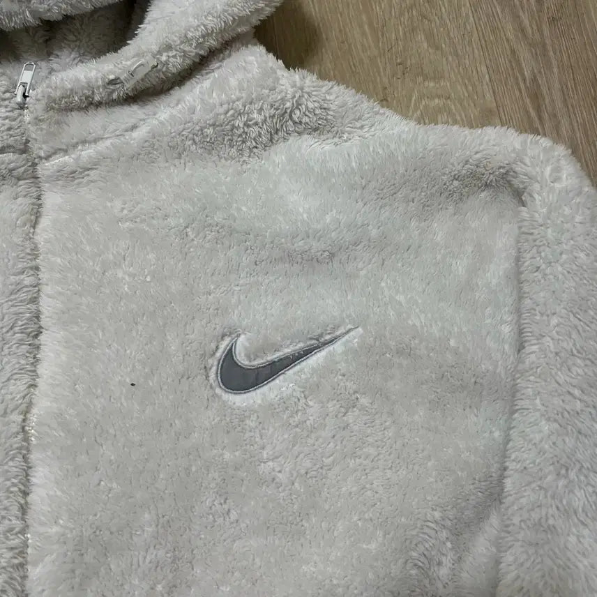 [BUNJANG] Nike Big Swoosh Padded Fleece Jacket / 나이키 빅스우시 누빔 양털 뽀글이 후리스 자켓 FREE