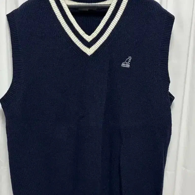 [BUNJANG] Kangol Knit Vest Navy 105-110 / no.64 캉골 니트 조끼 네이비 105~110